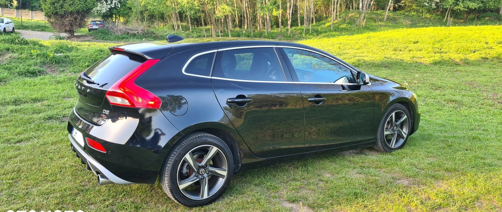 Volvo V40 cena 44900 przebieg: 229000, rok produkcji 2015 z Nowy Dwór Gdański małe 742